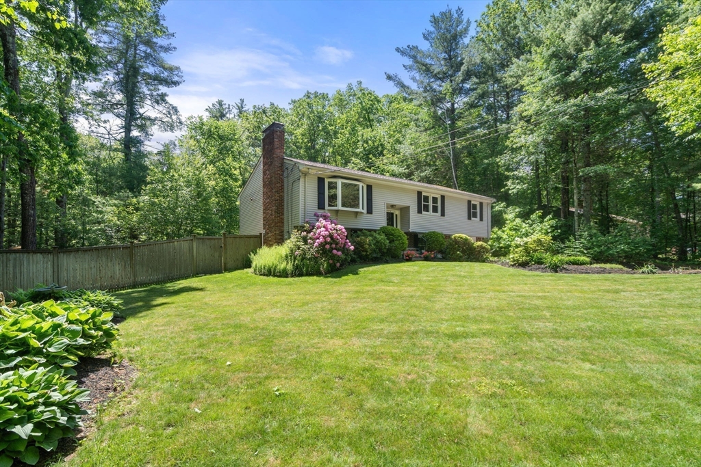 170 Hudson Road, Stow, Massachusetts, 3 Bedrooms Bedrooms, 8 Rooms Rooms,3 BathroomsBathrooms,Residential,For Sale,Hudson Road,73532364