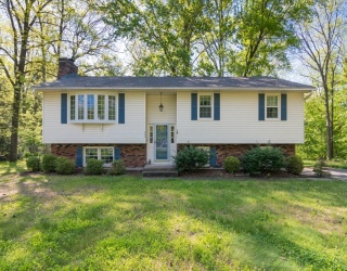 908 Burts Pit Rd, Northampton, Massachusetts, 3 Bedrooms Bedrooms, 6 Rooms Rooms,2 BathroomsBathrooms,Residential,For Sale,Burts Pit Rd,73532378