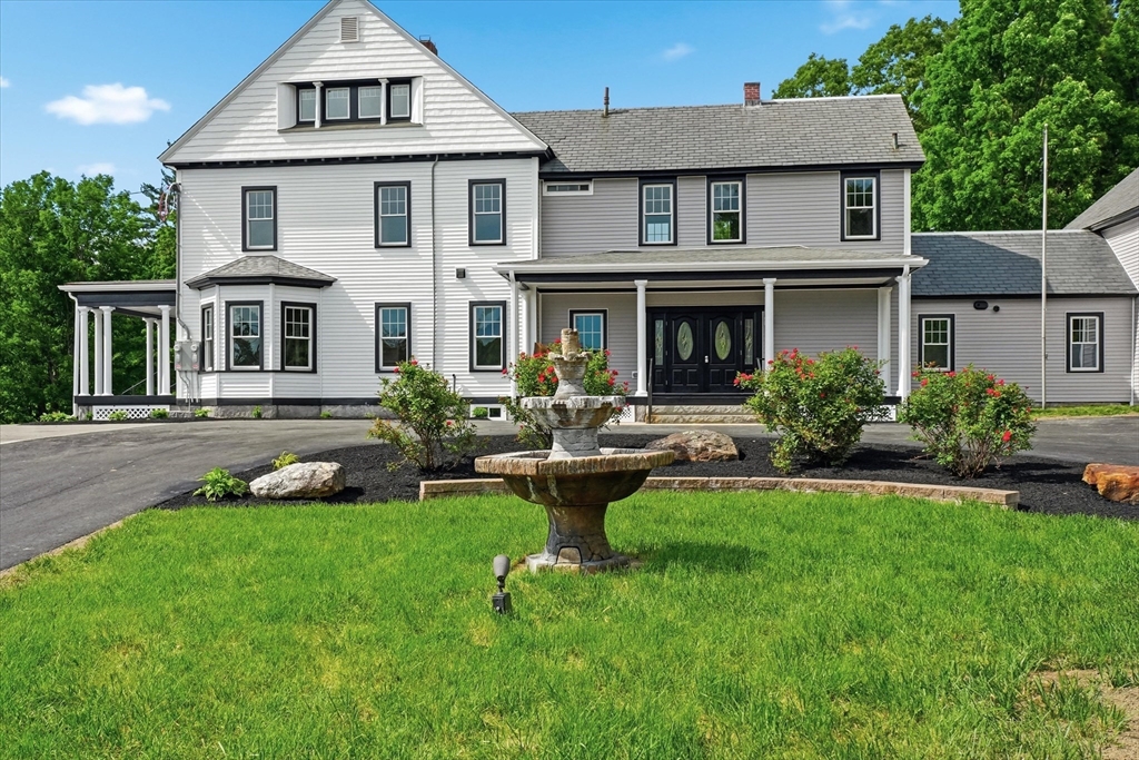 763 Massachusetts Ave, Lunenburg, Massachusetts, 5 Bedrooms Bedrooms, 8 Rooms Rooms,2.5 BathroomsBathrooms,Residential,For Sale,Massachusetts Ave,73532000