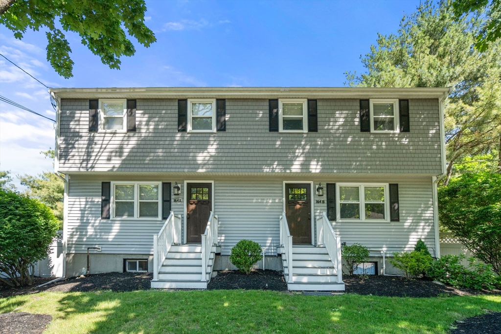 164 B East Central St, Natick, Massachusetts, 3 Bedrooms Bedrooms, 6 Rooms Rooms,2.5 BathroomsBathrooms,Residential,For Sale,East Central St,73531983