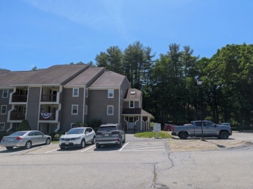 182 Heritage Dr, Northbridge, Massachusetts, 2 Bedrooms Bedrooms, 4 Rooms Rooms,1 BathroomBathrooms,Residential,For Sale,Heritage Dr,73532015