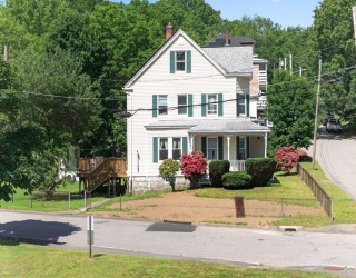 37 Wachusett, Fitchburg, Massachusetts, 5 Bedrooms Bedrooms, 9 Rooms Rooms,1.5 BathroomsBathrooms,Residential,For Sale,Wachusett,73532446