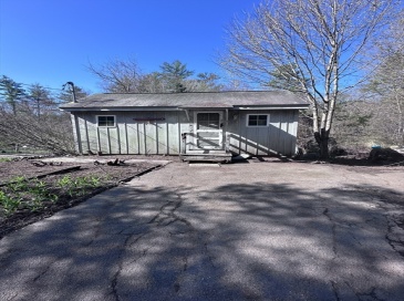 404 Sylvester Rd, Northampton, Massachusetts, 1 Bedroom Bedrooms, 3 Rooms Rooms,1 BathroomBathrooms,Residential,For Sale,Sylvester Rd,73459803 404 Sylvester Rd, Northampton, Massachusetts, 1 Bedroom Bedrooms, 3 Rooms Rooms,1 BathroomBathrooms,Residential,For Sale,Sylvester Rd,73459803
