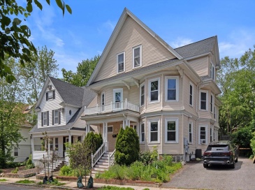39 Mellen St, Boston, Massachusetts, 4 Bedrooms Bedrooms, 7 Rooms Rooms,1.5 BathroomsBathrooms,Residential,For Sale,Mellen St,73532472