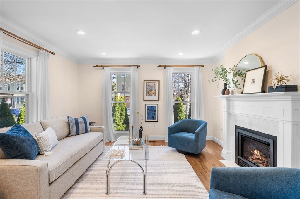 23 Boardman, Cambridge, Massachusetts, 4 Bedrooms Bedrooms, 7 Rooms Rooms,3 BathroomsBathrooms,Residential Lease,For Rent,Boardman,73532478