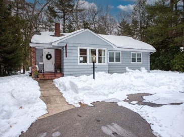 22 Ames Court, Sharon, Massachusetts, 3 Bedrooms Bedrooms, 7 Rooms Rooms,2 BathroomsBathrooms,Residential,For Sale,Ames Court,73482877