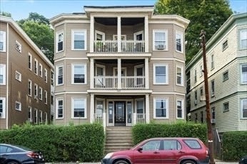 163 South Street, Boston, Massachusetts, 1 Bedroom Bedrooms, 4 Rooms Rooms,1 BathroomBathrooms,Residential Lease,For Rent,South Street,73507625