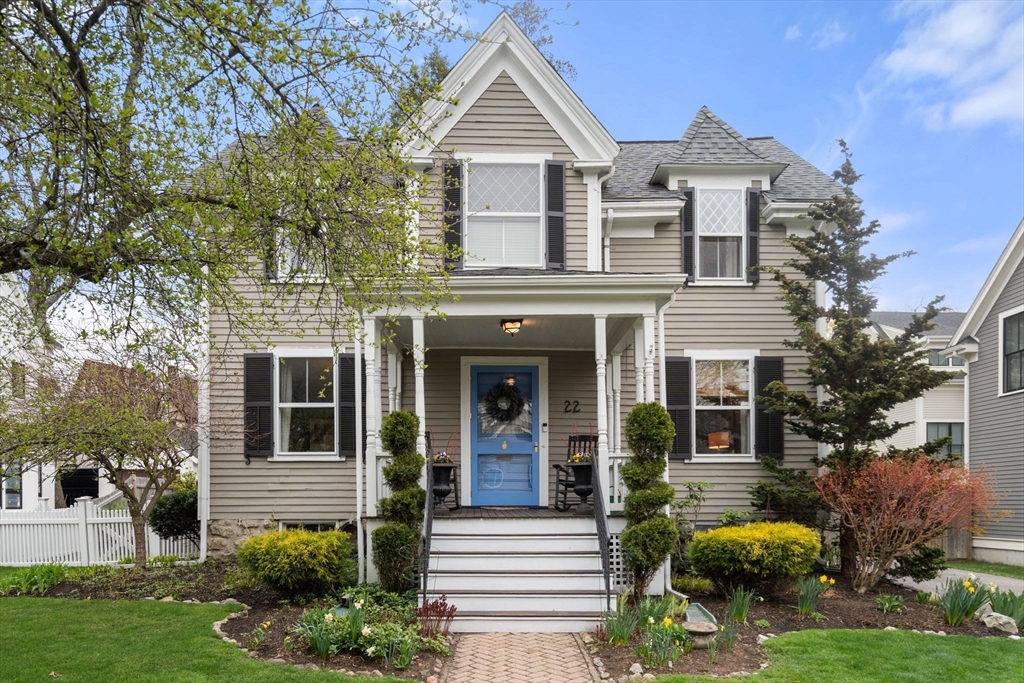 22 Grant St, Needham, Massachusetts, 3 Bedrooms Bedrooms, 7 Rooms Rooms,2.5 BathroomsBathrooms,Residential,For Sale,Grant St,73508375
