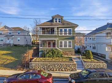 30-32 Exeter St, Lawrence, Massachusetts, 6 Bedrooms Bedrooms, 12 Rooms Rooms,3 BathroomsBathrooms,Residential Income,For Sale,Exeter St,73501805