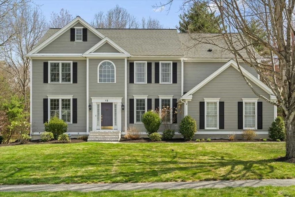 12 Butterfield Drive, Westborough, Massachusetts, 4 Bedrooms Bedrooms, 10 Rooms Rooms,2.5 BathroomsBathrooms,Residential,For Sale,Butterfield Drive,73502641