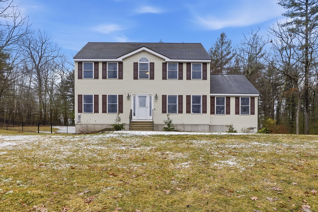 48 Joco Drive, Tyngsborough, Massachusetts, 4 Bedrooms Bedrooms, 9 Rooms Rooms,2 BathroomsBathrooms,Residential,For Sale,Joco Drive,73491700