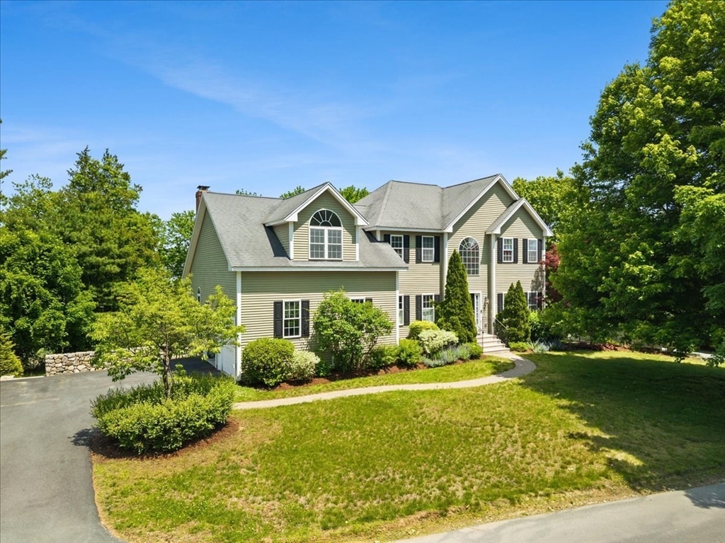 59 Highland Ave, Sudbury, Massachusetts, 4 Bedrooms Bedrooms, 9 Rooms Rooms,2.5 BathroomsBathrooms,Residential,For Sale,Highland Ave,73532454