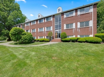1 Fernview Avenue, North Andover, Massachusetts, 2 Bedrooms Bedrooms, 4 Rooms Rooms,1 BathroomBathrooms,Residential,For Sale,Fernview Avenue,73532488 1 Fernview Avenue, North Andover, Massachusetts, 2 Bedrooms Bedrooms, 4 Rooms Rooms,1 BathroomBathrooms,Residential,For Sale,Fernview Avenue,73532488