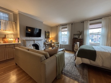 82 Charles St., Boston, Massachusetts, 1 Room Rooms,1 BathroomBathrooms,Residential Lease,For Rent,Charles St.,73532516