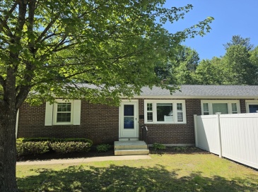 38 Cobb, Rockland, Massachusetts, 2 Bedrooms Bedrooms, 4 Rooms Rooms,1 BathroomBathrooms,Residential Lease,For Rent,Cobb,73532515