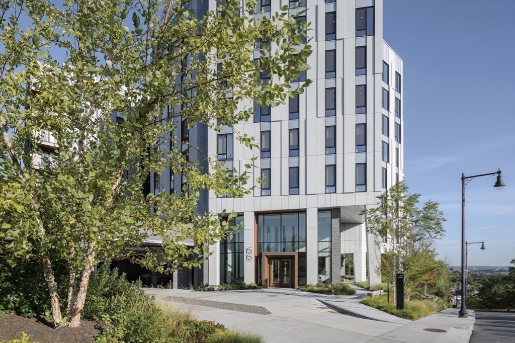 1515 Commonwealth Avenue, Boston, Massachusetts, 1 Bedroom Bedrooms, 3 Rooms Rooms,1 BathroomBathrooms,Residential Lease,For Rent,Commonwealth Avenue,73532544