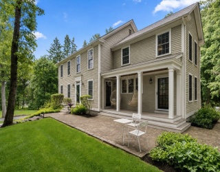 70 S Main St, Sherborn, Massachusetts, 4 Bedrooms Bedrooms, 8 Rooms Rooms,2.5 BathroomsBathrooms,Residential,For Sale,S Main St,73532530