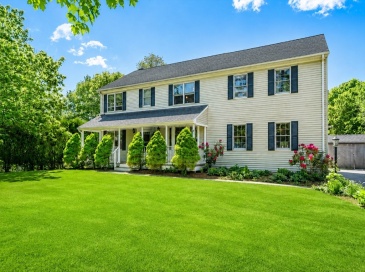 323 Oakhill Ave, Attleboro, Massachusetts, 5 Bedrooms Bedrooms, 6 Rooms Rooms,2.5 BathroomsBathrooms,Residential,For Sale,Oakhill Ave,73532557 323 Oakhill Ave, Attleboro, Massachusetts, 5 Bedrooms Bedrooms, 6 Rooms Rooms,2.5 BathroomsBathrooms,Residential,For Sale,Oakhill Ave,73532557