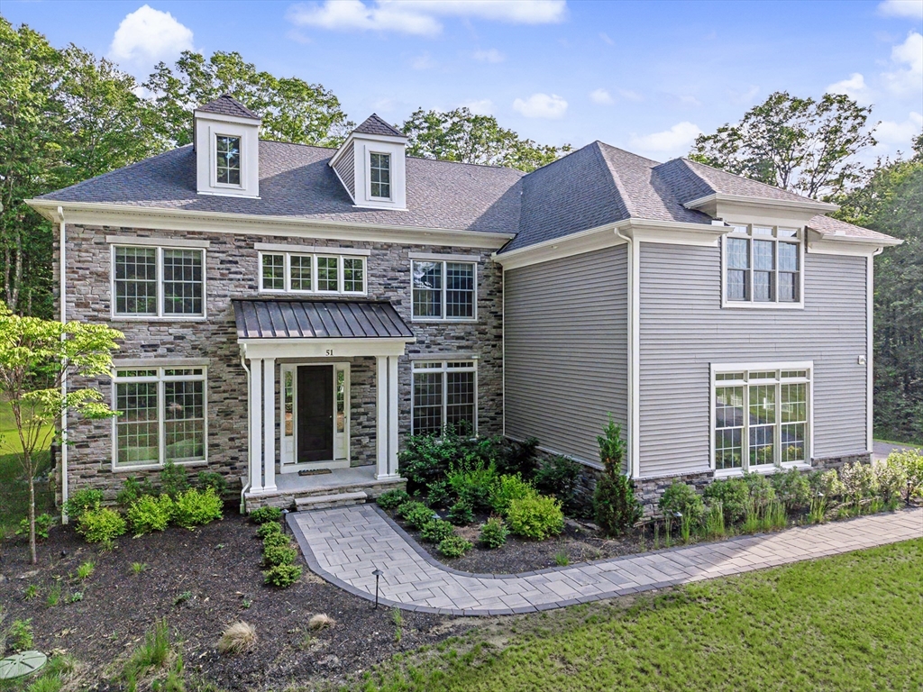 51 Chamberlain St, Hopkinton, Massachusetts, 5 Bedrooms Bedrooms, 11 Rooms Rooms,6 BathroomsBathrooms,Residential,For Sale,Chamberlain St,73532570