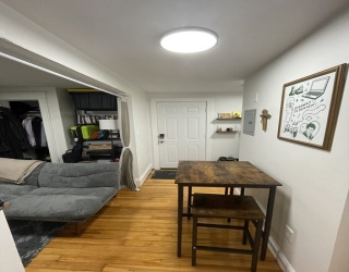 7 Main Street, Foxboro, Massachusetts, 1 Bedroom Bedrooms, 4 Rooms Rooms,1 BathroomBathrooms,Residential Lease,For Rent,Main Street,73532645