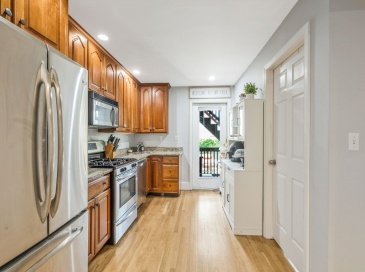 129 M St, Boston, Massachusetts, 4 Bedrooms Bedrooms, 5 Rooms Rooms,1.5 BathroomsBathrooms,Residential,For Sale,M St,73532517 129 M St, Boston, Massachusetts, 4 Bedrooms Bedrooms, 5 Rooms Rooms,1.5 BathroomsBathrooms,Residential,For Sale,M St,73532517