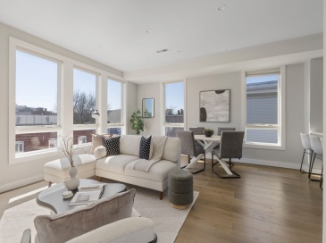 17 Chestnut Ave, Boston, Massachusetts, 2 Bedrooms Bedrooms, 5 Rooms Rooms,2 BathroomsBathrooms,Residential Lease,For Rent,Chestnut Ave,73532884