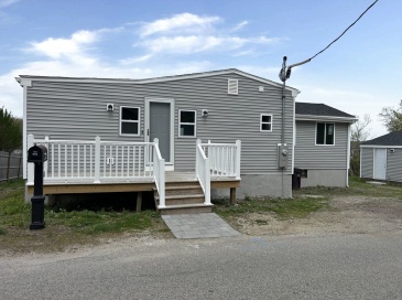 100 Westminster Rd, Weymouth, Massachusetts, 2 Bedrooms Bedrooms, 5 Rooms Rooms,1 BathroomBathrooms,Residential,For Sale,Westminster Rd,73532882
