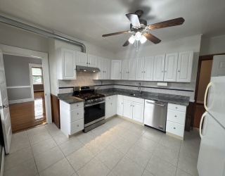403 Trapelo Rd, Belmont, Massachusetts, 2 Bedrooms Bedrooms, 6 Rooms Rooms,1 BathroomBathrooms,Residential Lease,For Rent,Trapelo Rd,73532674