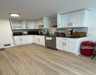 91 Sunnyside Ave, Arlington, Massachusetts, 2 Bedrooms Bedrooms, 4 Rooms Rooms,1 BathroomBathrooms,Residential Lease,For Rent,Sunnyside Ave,73532909