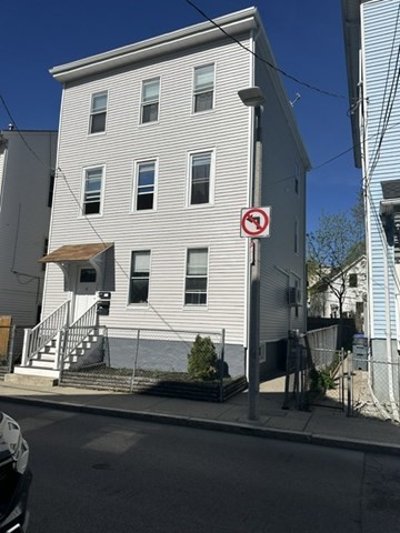 6 Porter, Boston, Massachusetts, 2 Bedrooms Bedrooms, 4 Rooms Rooms,1 BathroomBathrooms,Residential Lease,For Rent,Porter,73532914