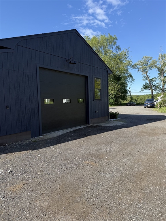 33 Buttonwood, Amesbury, Massachusetts, ,Commercial Lease,For Rent,Buttonwood,73532690