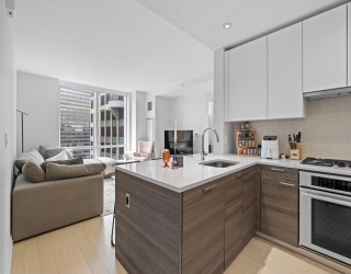 1 Franklin St, Boston, Massachusetts, 1 Bedroom Bedrooms, 3 Rooms Rooms,1 BathroomBathrooms,Residential,For Sale,Franklin St,73532693