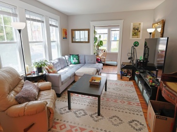 22 Carver Road, Watertown, Massachusetts, 3 Bedrooms Bedrooms, 7 Rooms Rooms,1 BathroomBathrooms,Residential Lease,For Rent,Carver Road,73515801