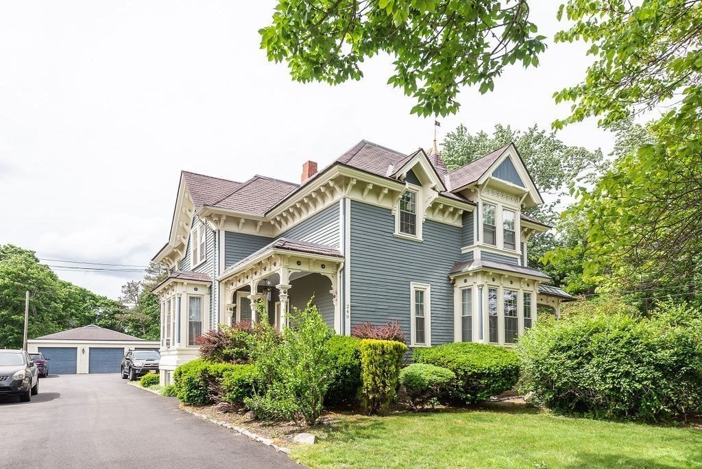 249 County Street, Attleboro, Massachusetts, 1 Bedroom Bedrooms, 3 Rooms Rooms,1 BathroomBathrooms,Residential Lease,For Rent,County Street,73532814