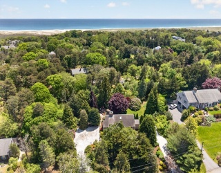 27 Lovell Lane, Orleans, Massachusetts, 3 Bedrooms Bedrooms, 5 Rooms Rooms,2 BathroomsBathrooms,Residential,For Sale,Lovell Lane,73532722