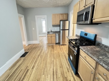 31 Ridgeway Street, Lynn, Massachusetts, 3 Bedrooms Bedrooms, 6 Rooms Rooms,1 BathroomBathrooms,Residential Lease,For Rent,Ridgeway Street,73532608 31 Ridgeway Street, Lynn, Massachusetts, 3 Bedrooms Bedrooms, 6 Rooms Rooms,1 BathroomBathrooms,Residential Lease,For Rent,Ridgeway Street,73532608