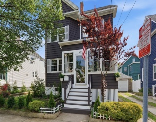 20A Raymond St, Everett, Massachusetts, 5 Bedrooms Bedrooms, 7 Rooms Rooms,2 BathroomsBathrooms,Residential Lease,For Rent,Raymond St,73532617