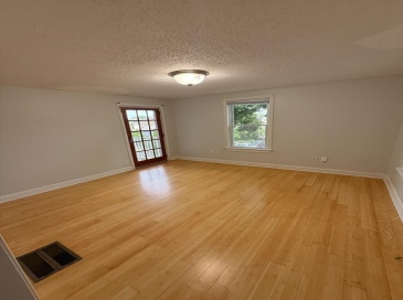40 Clark St, Malden, Massachusetts, 1 Bedroom Bedrooms, 3 Rooms Rooms,1 BathroomBathrooms,Residential Lease,For Rent,Clark St,73532859 40 Clark St, Malden, Massachusetts, 1 Bedroom Bedrooms, 3 Rooms Rooms,1 BathroomBathrooms,Residential Lease,For Rent,Clark St,73532859