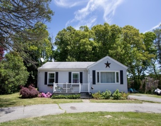 258 Sanford Rd, Westport, Massachusetts, 3 Bedrooms Bedrooms, 5 Rooms Rooms,1 BathroomBathrooms,Residential,For Sale,Sanford Rd,73520130