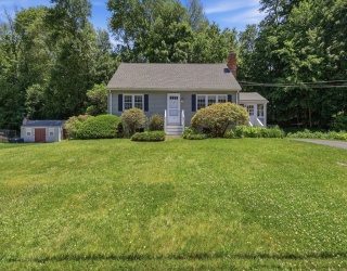 27 Richardson Road, Hudson, Massachusetts, 4 Bedrooms Bedrooms, 7 Rooms Rooms,2 BathroomsBathrooms,Residential,For Sale,Richardson Road,73533050
