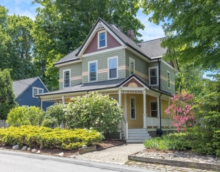 9 Spring Hill Road, Boston, Massachusetts, 5 Bedrooms Bedrooms, 11 Rooms Rooms,1.5 BathroomsBathrooms,Residential,For Sale,Spring Hill Road,73533083