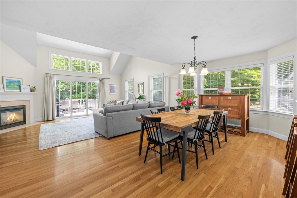 9 Franklin, Acton, Massachusetts, 3 Bedrooms Bedrooms, 6 Rooms Rooms,3.5 BathroomsBathrooms,Residential,For Sale,Franklin,73533087