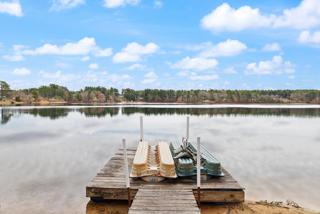 104 W Pond Rd, Plymouth, Massachusetts, 2 Bedrooms Bedrooms, 4 Rooms Rooms,1 BathroomBathrooms,Residential,For Sale,W Pond Rd,73532949