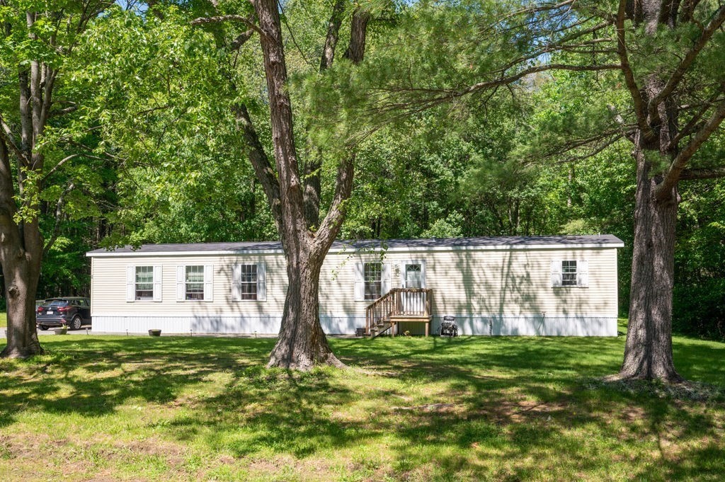 29 Kendell Ln, Salisbury, Massachusetts, 3 Bedrooms Bedrooms, 5 Rooms Rooms,2 BathroomsBathrooms,Residential,For Sale,Kendell Ln,73533095