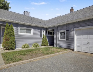 224 Greenwood Ter, Chicopee, Massachusetts, 2 Bedrooms Bedrooms, 4 Rooms Rooms,1 BathroomBathrooms,Residential,For Sale,Greenwood Ter,73532065