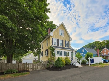 11 Eleanor St, Dedham, Massachusetts, 3 Bedrooms Bedrooms, 7 Rooms Rooms,2.5 BathroomsBathrooms,Residential,For Sale,Eleanor St,73530349