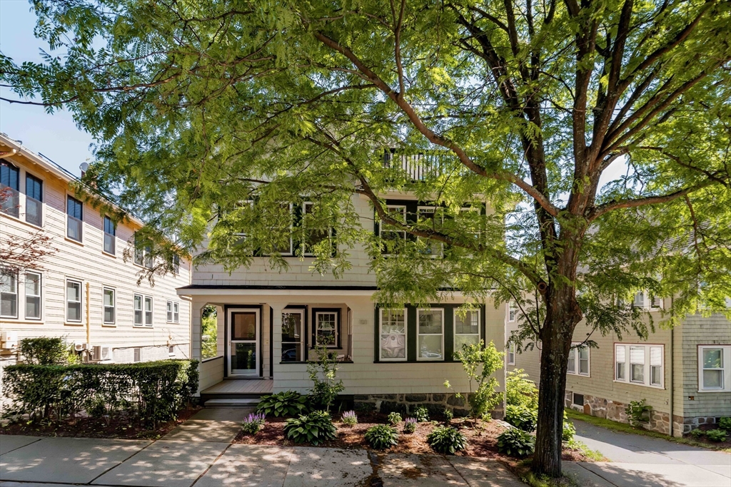 101 Fletcher Street, Boston, Massachusetts, 2 Bedrooms Bedrooms, 7 Rooms Rooms,1 BathroomBathrooms,Residential,For Sale,Fletcher Street,73533118