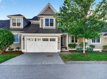 3B Reserve Way, Burlington, Massachusetts, 4 Bedrooms Bedrooms, 8 Rooms Rooms,3.5 BathroomsBathrooms,Residential,For Sale,Reserve Way,73533104