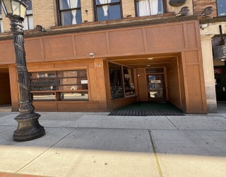 211-213 Worthington St, Springfield, Massachusetts, ,Commercial Lease,For Rent,Worthington St,73532982