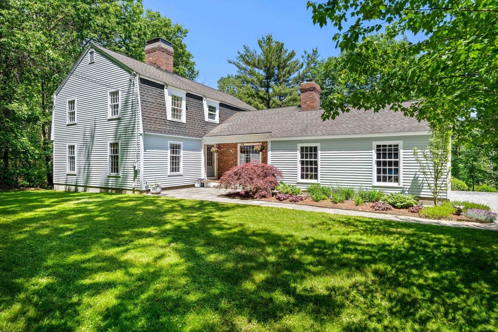 153 Raddin Rd, Groton, Massachusetts, 4 Bedrooms Bedrooms, 9 Rooms Rooms,3.5 BathroomsBathrooms,Residential,For Sale,Raddin Rd,73533130